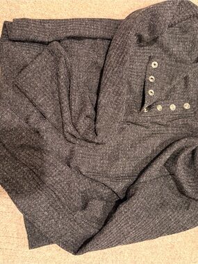 Edikted Dark Gray Sweater with Pink Label